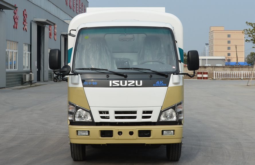 medium-sized isuzu cleaner